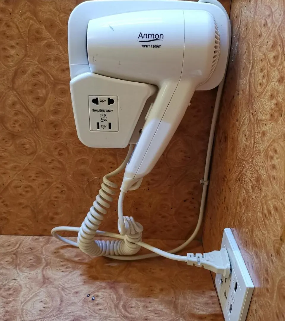 מלון הונג קונג Pay-Less A2 0*,  סין